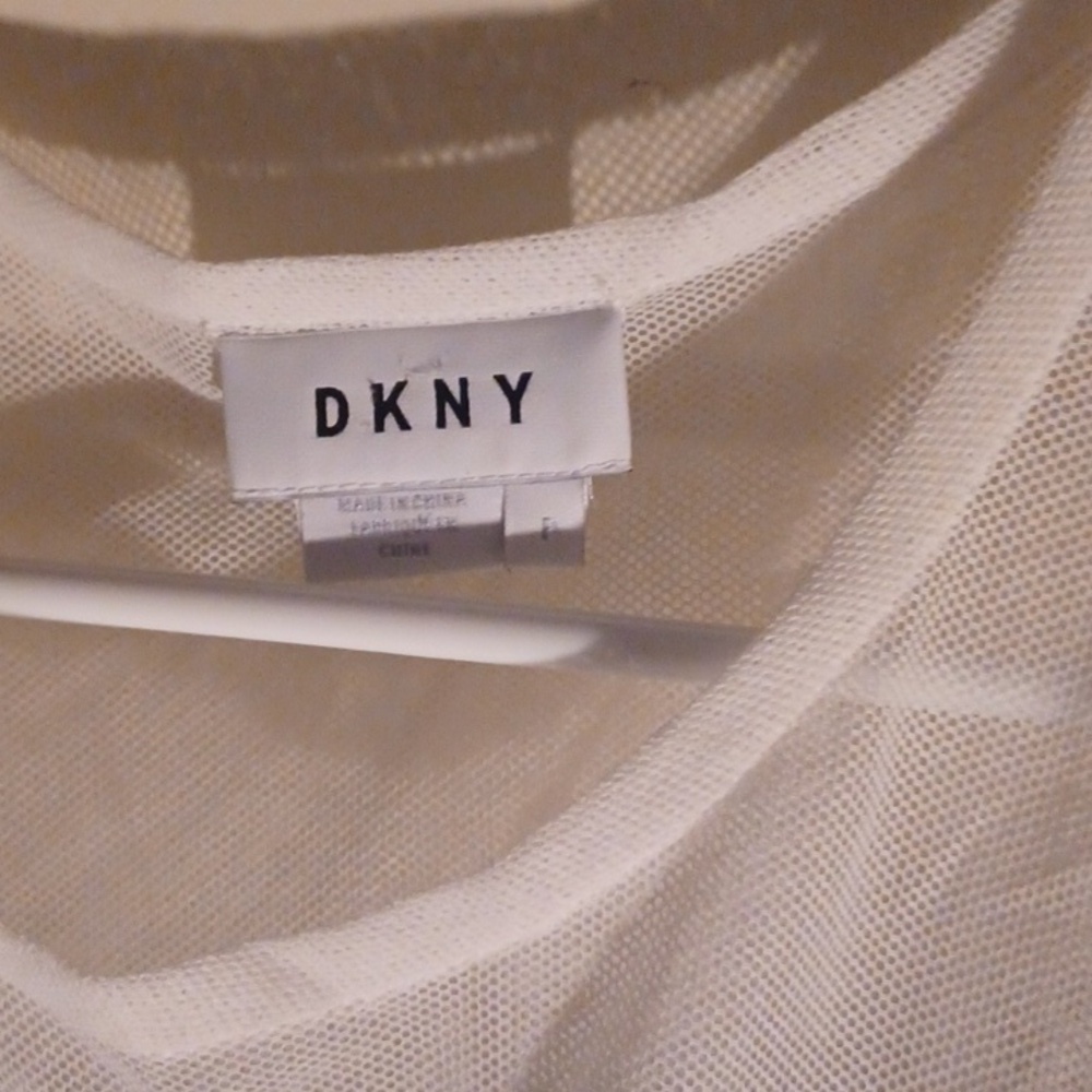 DKNY TOP FITS LIKE A MEDIUM - Picture 2 of 5